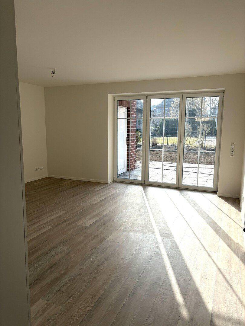 Vom Eigentümer Neubau ohne Courtage 3 Zimmer 87,7qm, Terrasse, Gartenteil + Nutzfläche, Brackel, 21438 Brackel