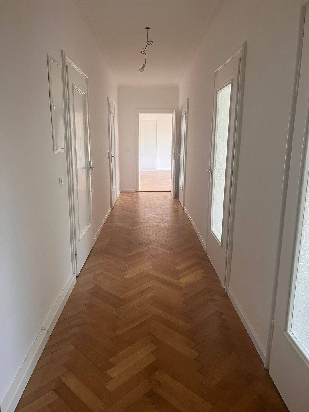 Stilvoll wohnen mit Altbaucharme, 8371 Glauchau