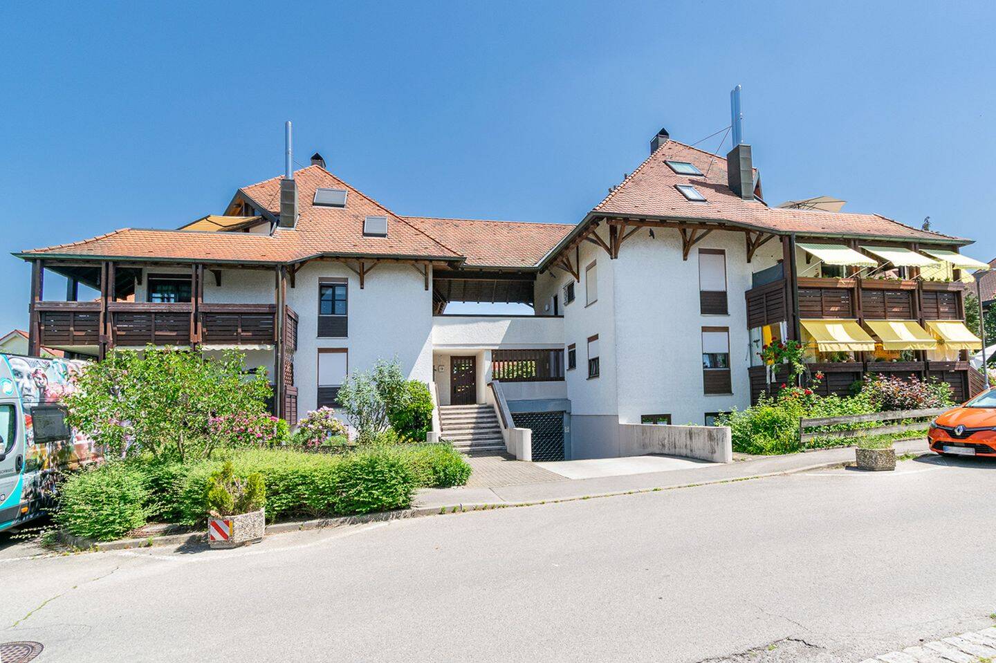 Licht, Raum und beeindruckende Aussicht – Maisonette-Wohnung mit Dachterrasse, 88069 Tettnang