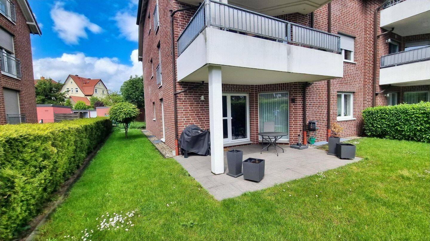Attraktive 4-Zimmer-Eigentumswohnung im Erdgeschoss mit Terrasse, Südgarten und Garage, 45699 Herten