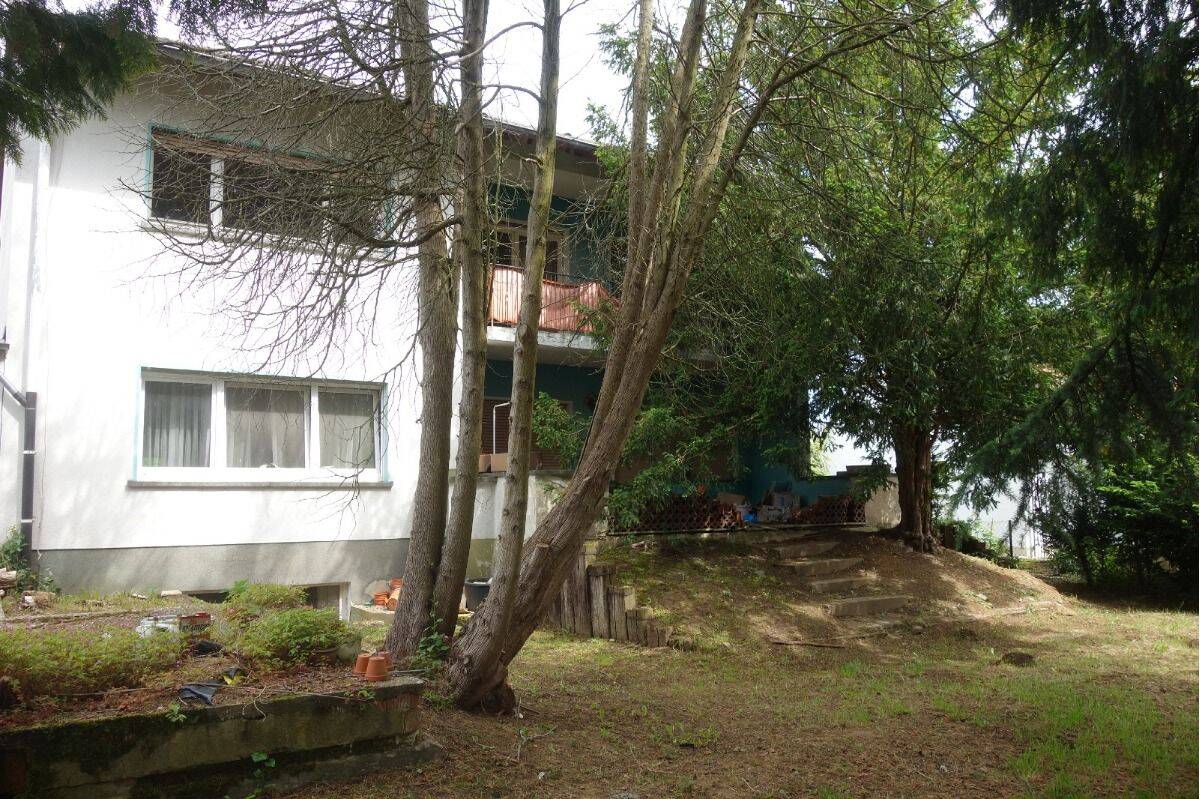 Grundstück mit Altbestand zur individuellen Bebauung in Innenstadtnähe von Bad Homburg, 61348 Bad Homburg v.d. Höhe