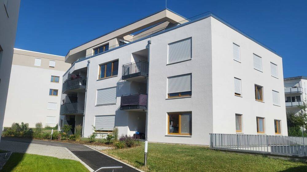 Großzügige 3,5 Zimmer-Wohnung in bevorzugter Wohnlage von FN-Windhag, 88045 Friedrichshafen