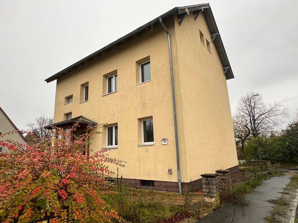 Zweifamilienhaus mit Doppelgarage, 38704 Liebenburg