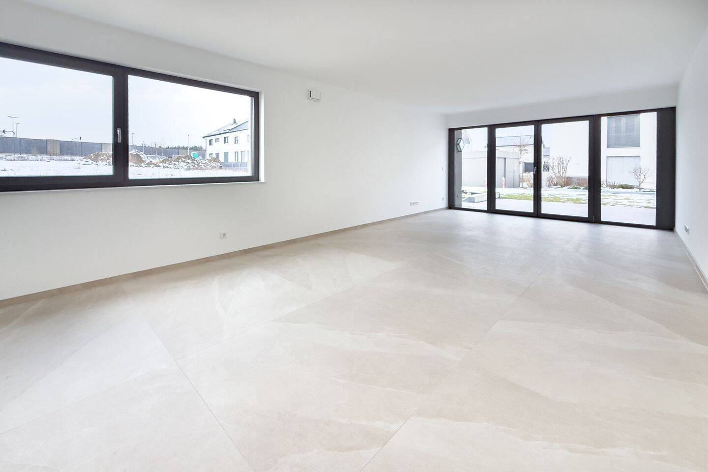 Wohnung mit Terrasse und Garten in Veitshöchheim – provisionsfrei, 97209 Veitshöchheim