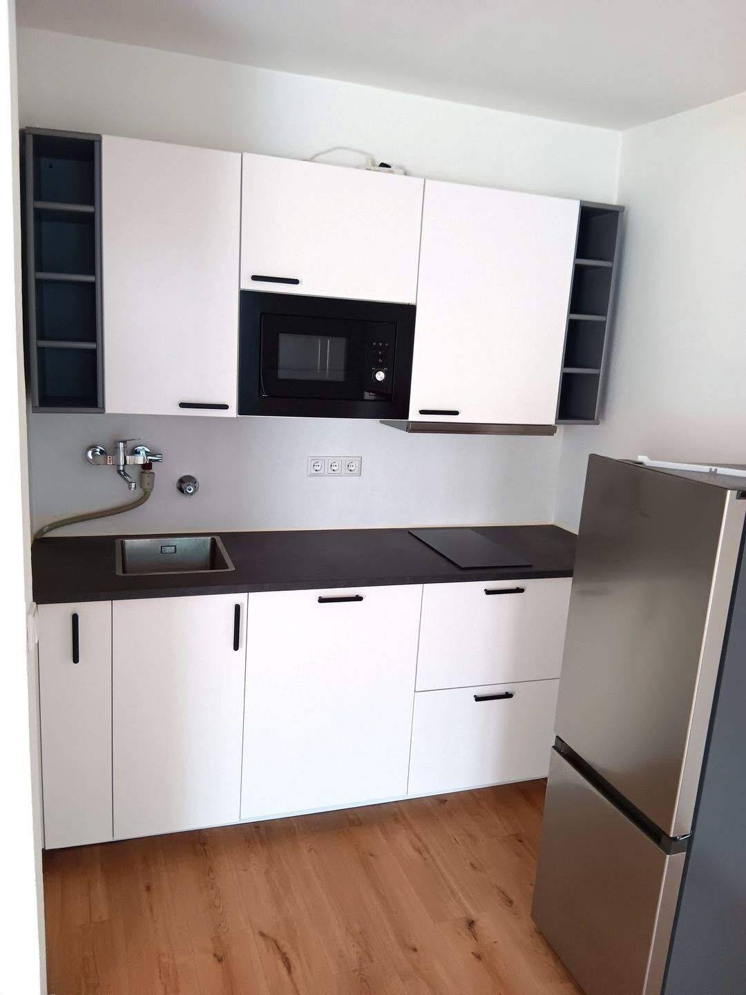 Gemütliche 1-Zimmer-Wohnung mit Terrasse und Einbauküche in zentraler Lage von Nürnberg, 90429 Nürnberg