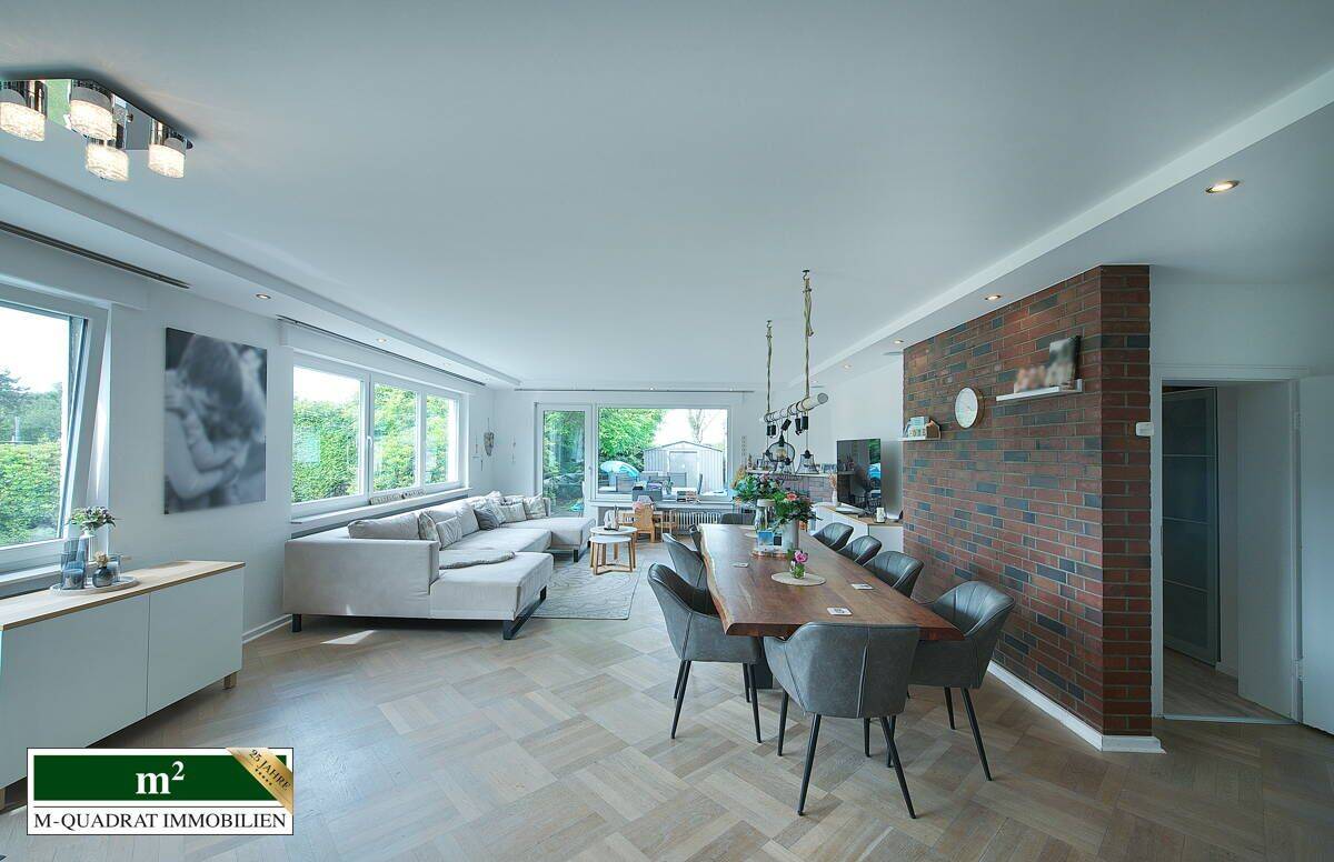 Modernisierter Bungalow mit Einliegerwohnung, viel Privatsphäre und idyllischem Grundstück, 42651 Solingen (Gräfrath Solingen-Mitte)