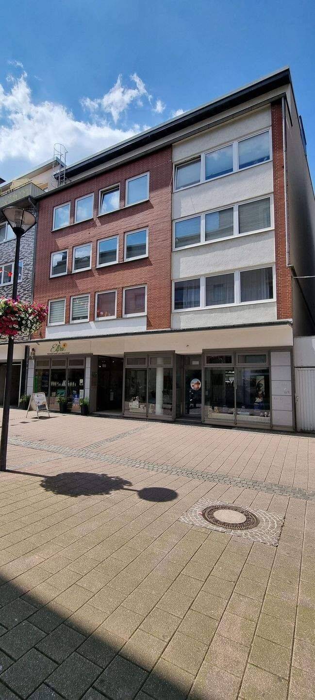 Gemütliche 3,5-Raum-Wohnung im 4. OG eines 8-Familienhauses in zentraler City-Lage von GE, 45879 Gelsenkirchen (Altstadt Neustadt)