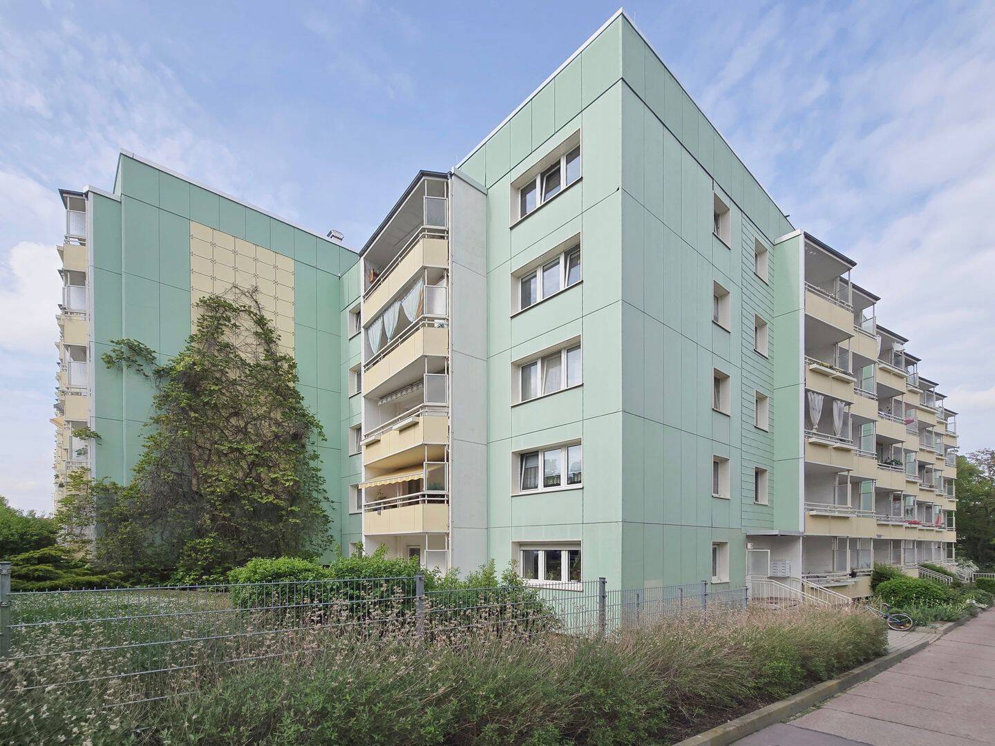 4-Raum-Wohnung am Berliner Platz in Erfurt, 99091 Erfurt (Berliner Platz Gispersleben Moskauer Platz Roter Berg)