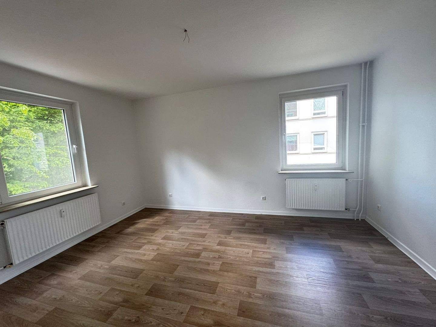 Tolle große Küche mit Balkonzugang – Tageslichtbad mit Wanne – Wohnberechtigungsschein, 31139 Hildesheim