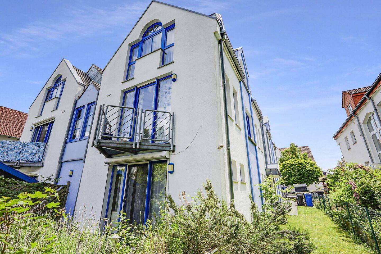 Ihr Haus im Haus: Drei Etagen Wohnkomfort, eigener Garten und viel Flexibilität, 35510 Butzbach