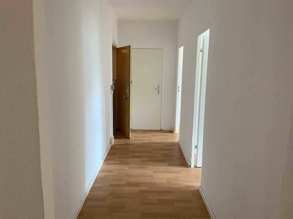 Frisch saniert 3-Zimmerwohnung mit großer Wohnküche, 4209 Leipzig (Grünau-Mitte Grünau-Nord Grünau-Ost Schönau)