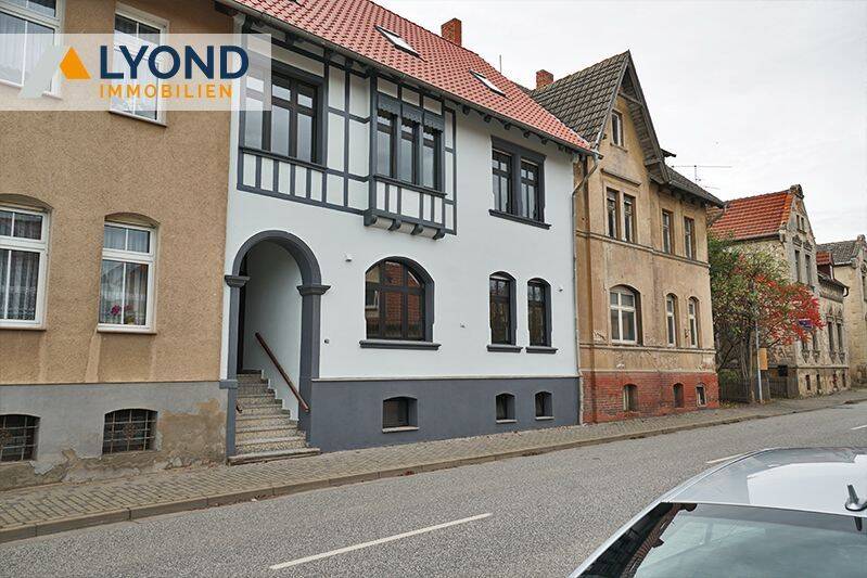 Stilvoll modernisierte Altbauwohnung mit Einbauküche und Garten, 6493 Ballenstedt