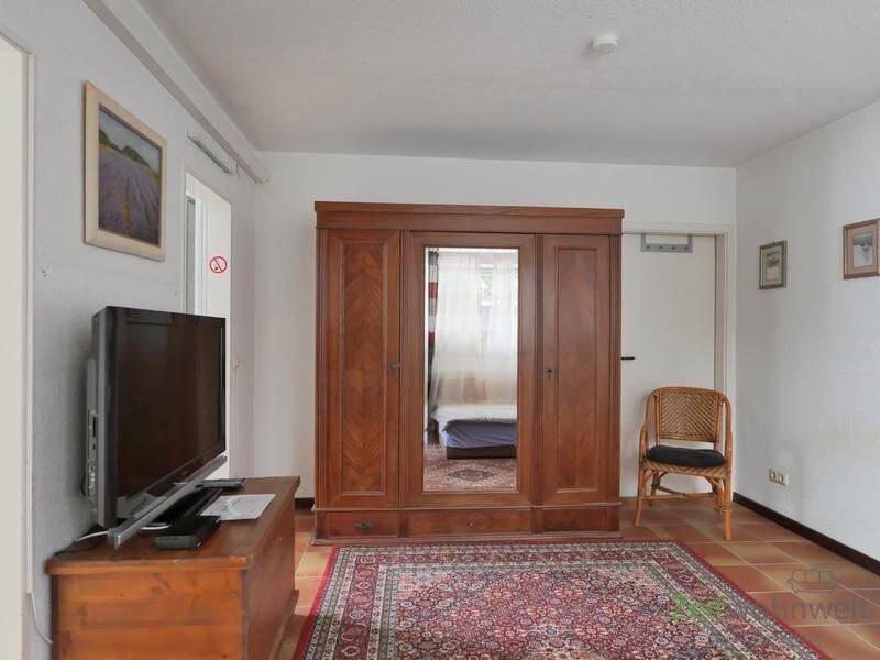 (EF1350_M) Kassel-Stadt: Brasselsberg, möbliertes Apartment für Wochenendheimfahrer, sep. Eingang, Grundreinigung inkl, 34132 Kassel (Bad Wilhelmshöhe Brasselsberg Niederzwehren Nordshausen Oberzwehren)