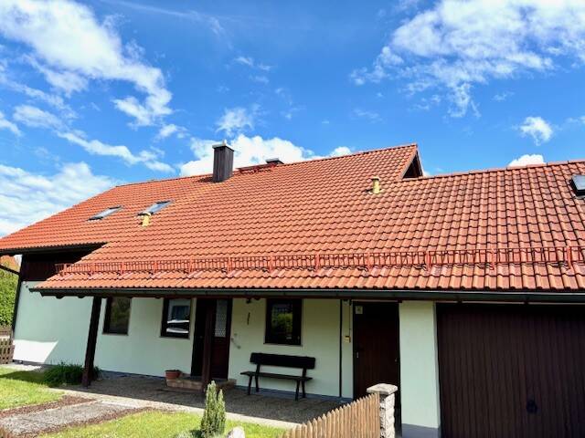 Einfamilienhaus mit großzügigem Grundstück in Burgkirchen, 84508 Burgkirchen a.d. Alz