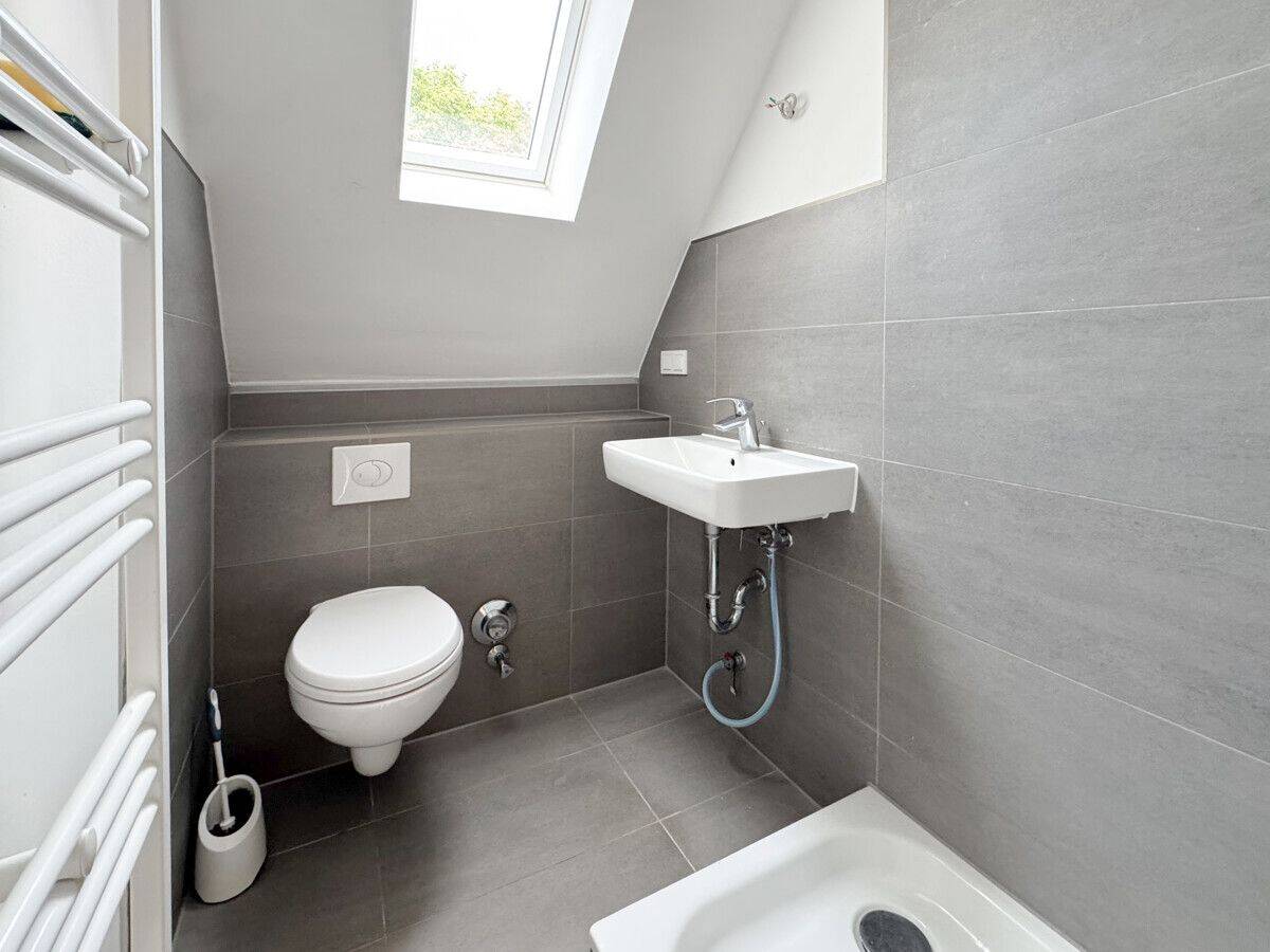Moderne Dachgeschosswohnung in ruhiger Lage!, 32423 Minden
