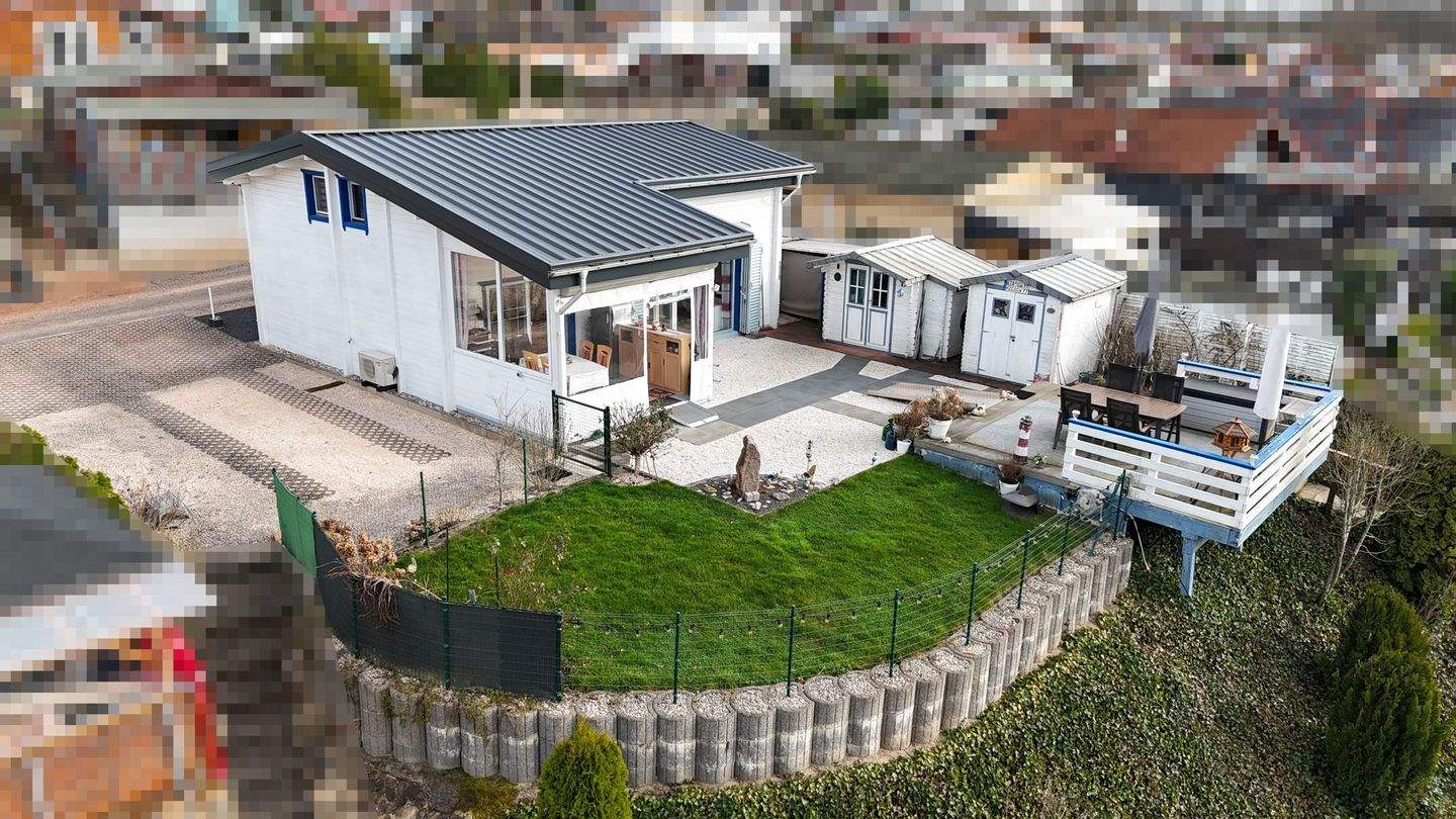 Wo der Blick zur Ruhe kommt – Ihr Zuhause direkt am Schwarzrindersee mit Seezugang, 66709 Weiskirchen