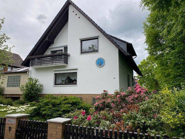 Ruhige Feldrandlage !!! Apartement im DG Großer Balkon, EBK und neues Bad!!!, 31319 Sehnde