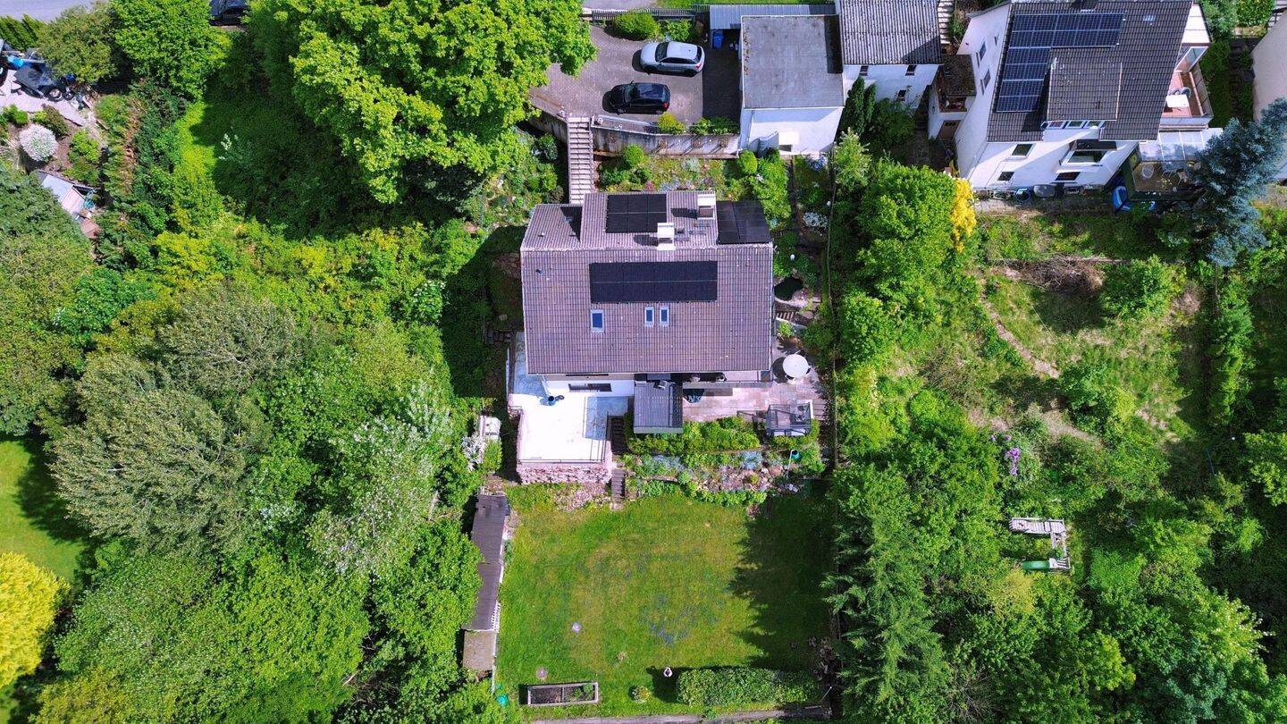 Dreifamilienhaus mit einzigartigem Außenbereich und beeindruckendem Panoramablick, 34346 Hann. Münden