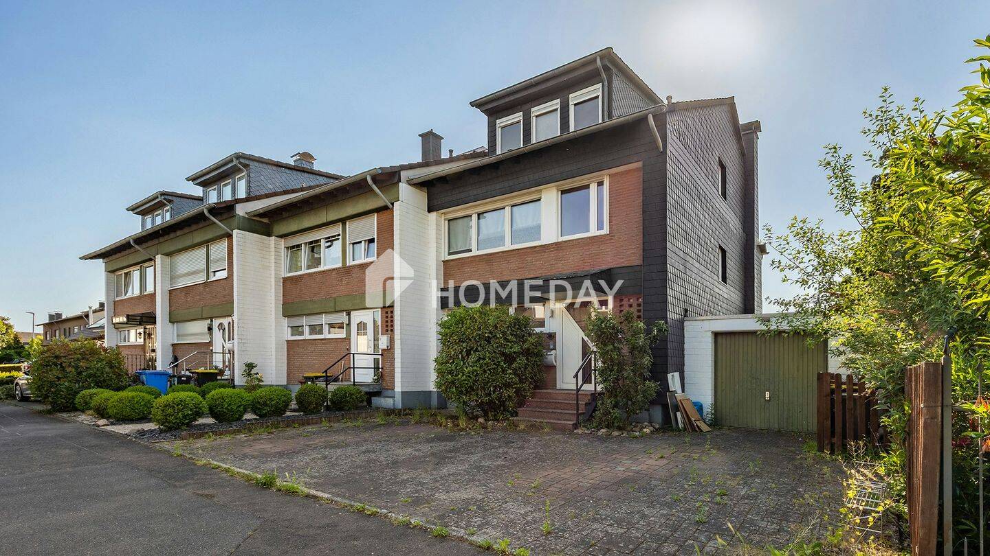 Ihr neues Zuhause in bester Lage – vielseitiges EFH mit Garage, Stellplätze, Loggia und Sauna, 50374 Erftstadt
