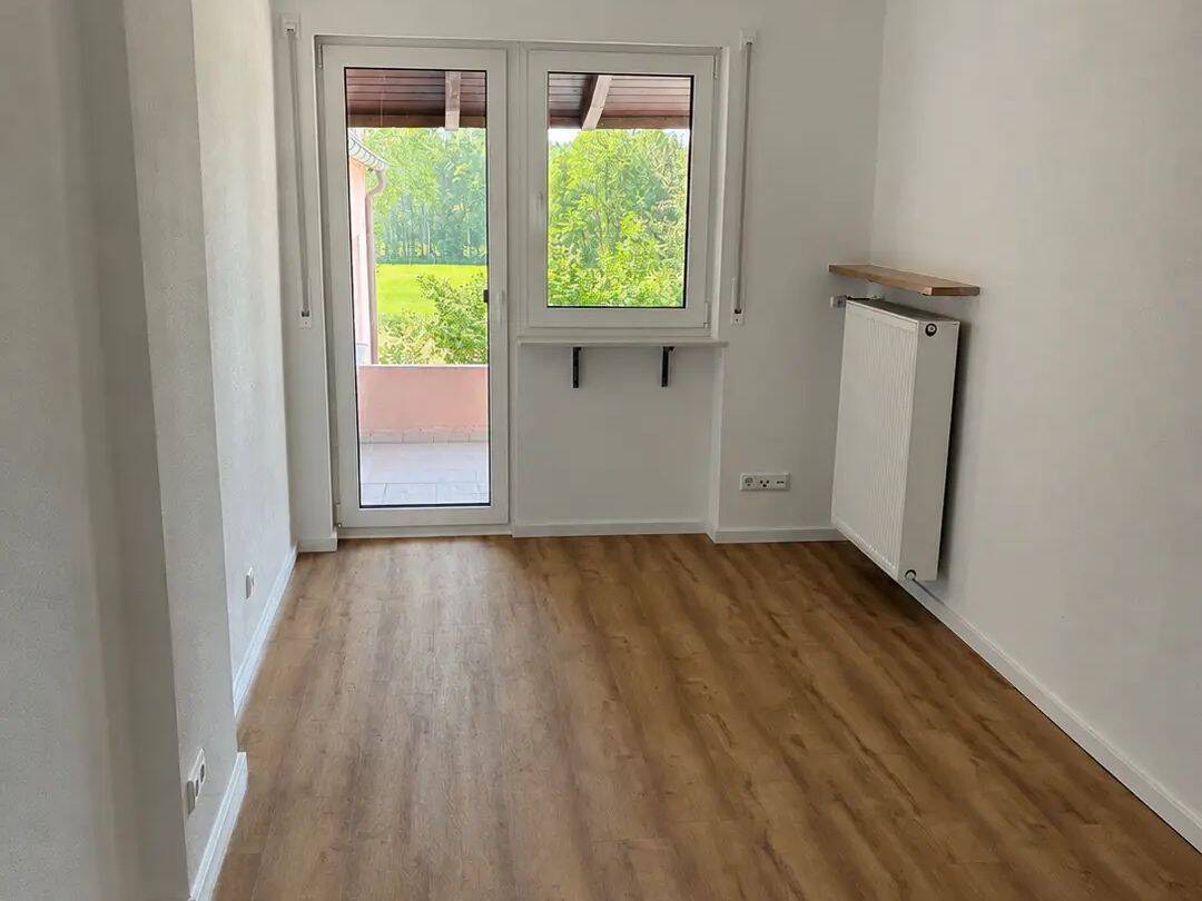 Erstbezug nach Kernsanierung: Moderne 1-Zimmer-Wohnung in ruhiger Lage mit Weitblick, 91056 Erlangen