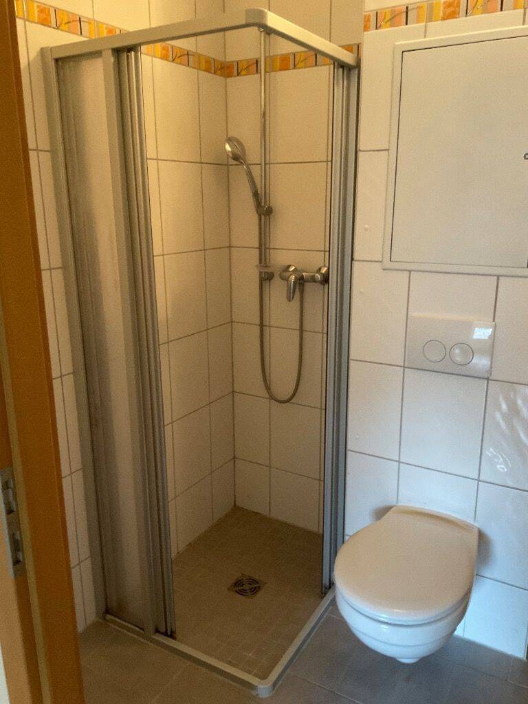 WBG – bezugsfertige 3 Zimmerwohnung mit Balkon u. Bad mit Dusche!, 14772 Brandenburg an der Havel (Altstadt Görden Hohenstücken Nord)