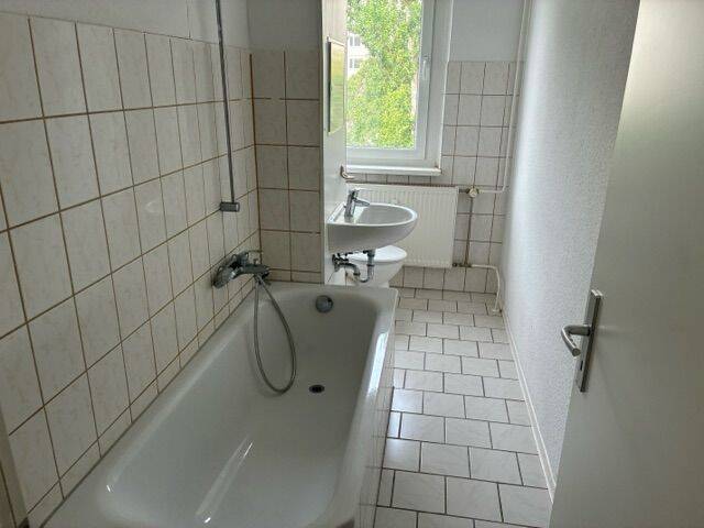 * sofort bezugsbereit * Dichterviertel * zentral gelegen *, 6124 Halle (Saale) (Saaleaue Südliche Neustadt Westliche Neustadt)
