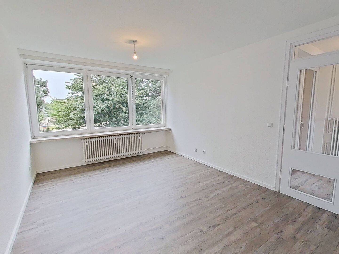 Intelligent geschnittene 3-Zimmer-Wohnung mit BALKON in Kappeln-Ellenberg, 24376 Kappeln