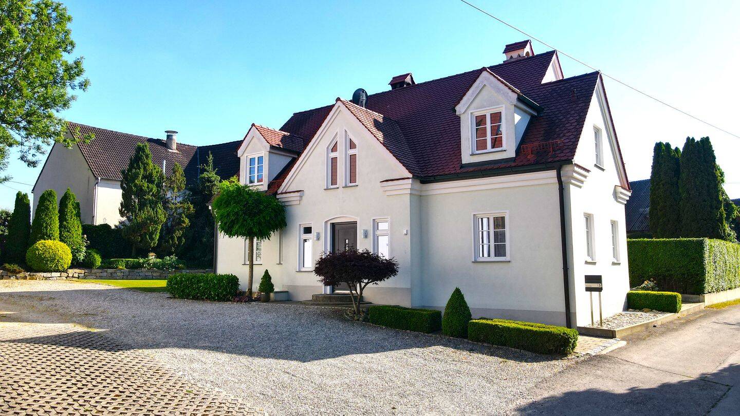 STILVOLL. ELEGANT. ZEITLOS! EIN ECHTES ZUHAUSE IN RUHIGER LAGE IN SPÖCK!, 87757 Kirchheim i. Schw.