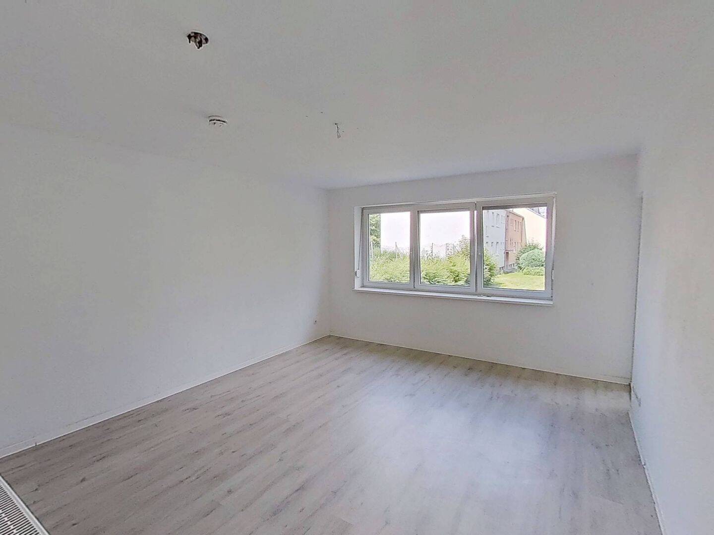 Helle 3-Zimmer-Wohnung mit BALKON, 29229 Celle