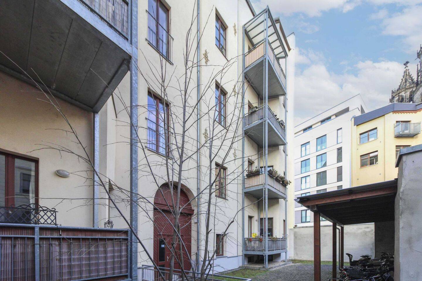 Mitten in der Stadt! 4,5-Zi.-Maisonettewohnung mit Aufzug & Wintergarten, 39104 Magdeburg (Altstadt Buckau)