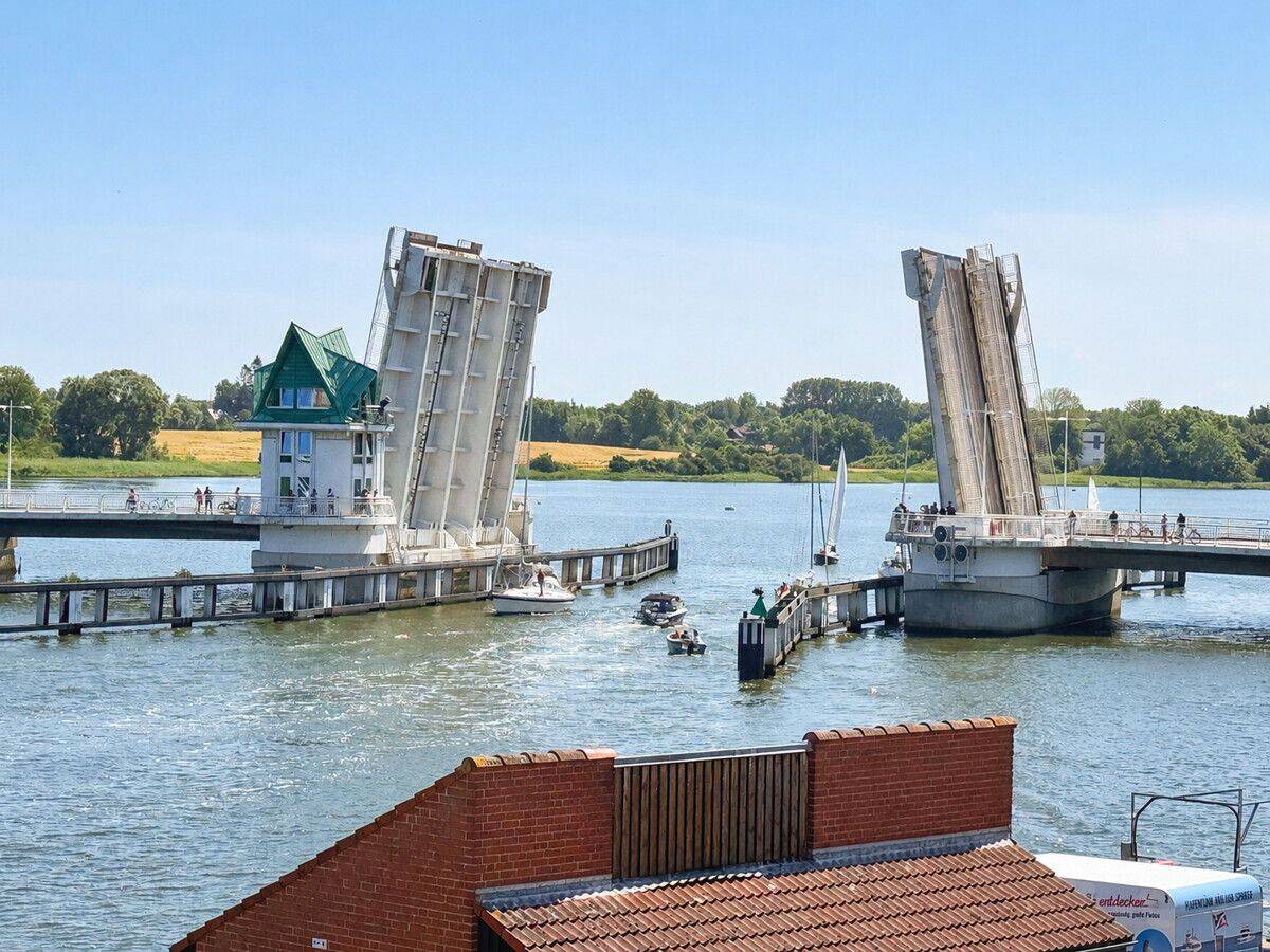 Ein Logenplatz an der Schlei – Exklusive Wohnung in erster Hafenreihe – 24376 Kappeln – Bild 1 von 3