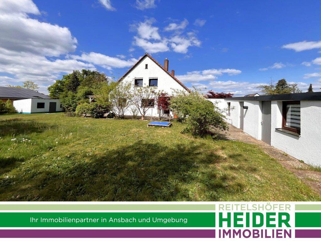 Gepflegte Doppelhaushälfte, erweiterbar, in Nbg Eibach, 90451 Nürnberg (Eibach Hafen Maiach Reichelsdorf Röthenbach bei Schweinau)