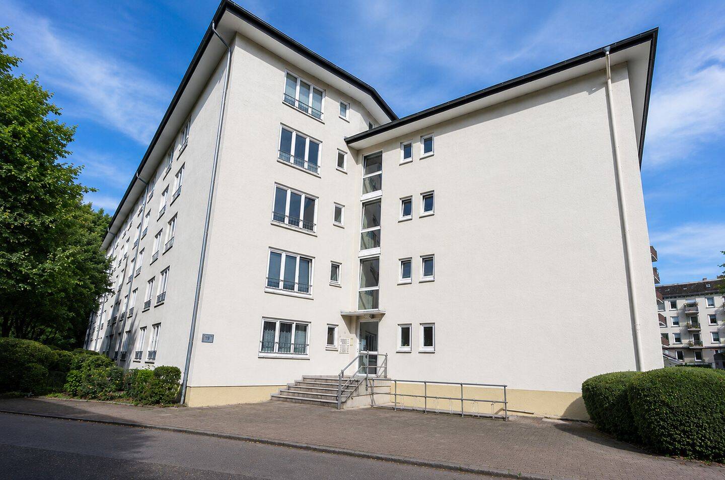 Stilvolle Eigentumswohnung in begehrter Lage von Hamburg-Winterhude, 22299 Hamburg (Hamburg-Nord Winterhude)