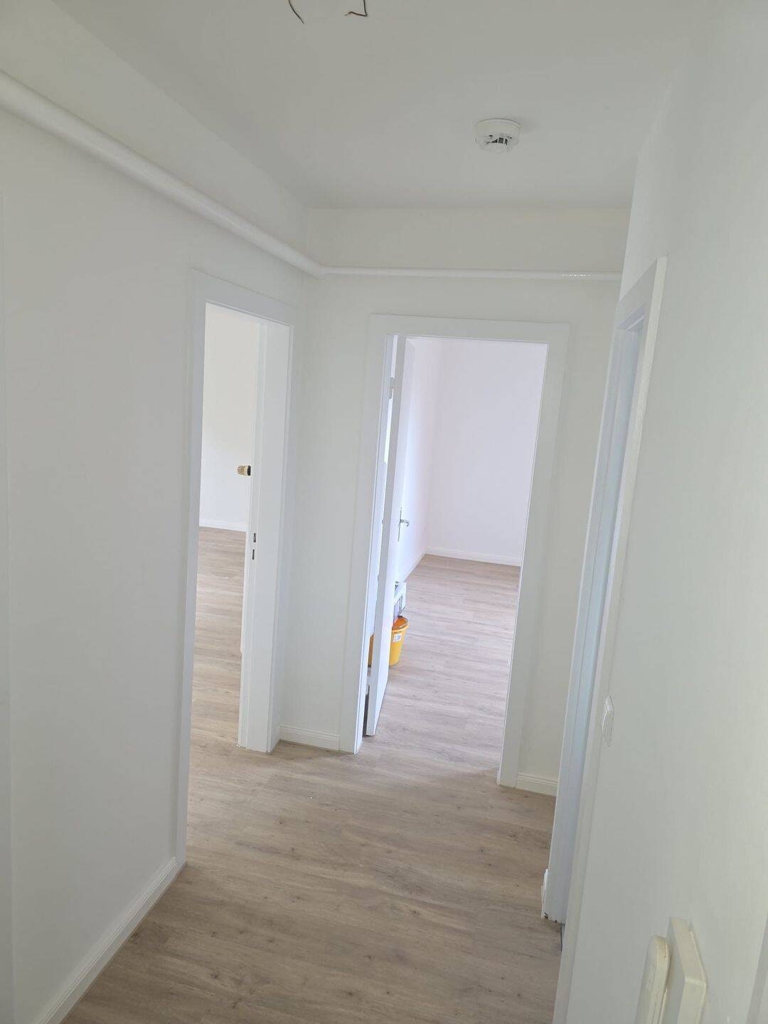 Helle 2-Zimmer Wohnung mit Balkon und Blick ins Grüne, 22417 Hamburg (Hamburg-Nord Hummelsbüttel Langenhorn)