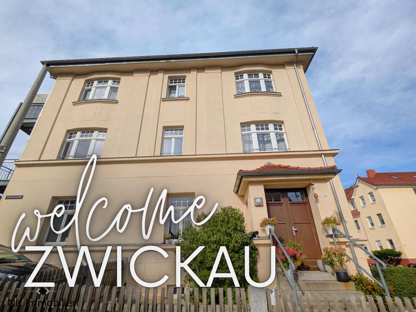 ++ charmante 2-Raum Eigentumswohnung im Kulturdenkmal – mit Balkon & Außenstellplatz ++, 8062 Zwickau