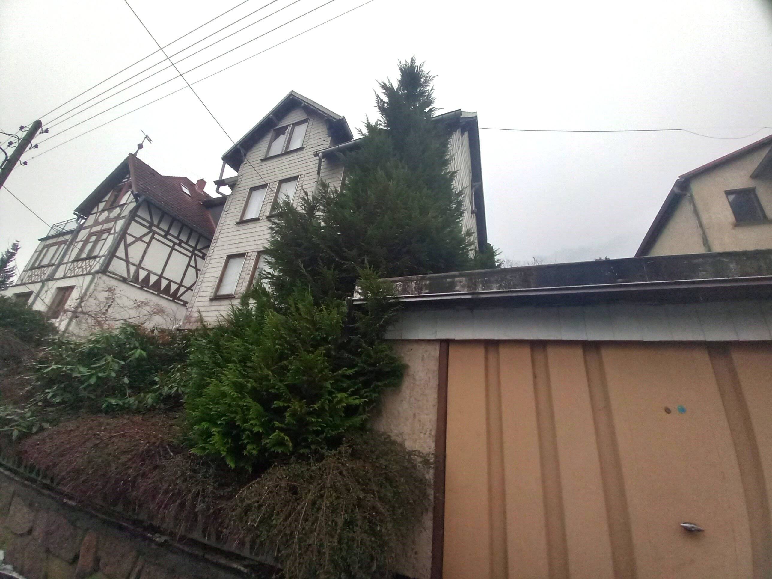 Handwerker aufgepasst – Sanierungsbedürftiges Einfamilienhaus in Ruhla sucht neue Eigentümer, 99842 Ruhla
