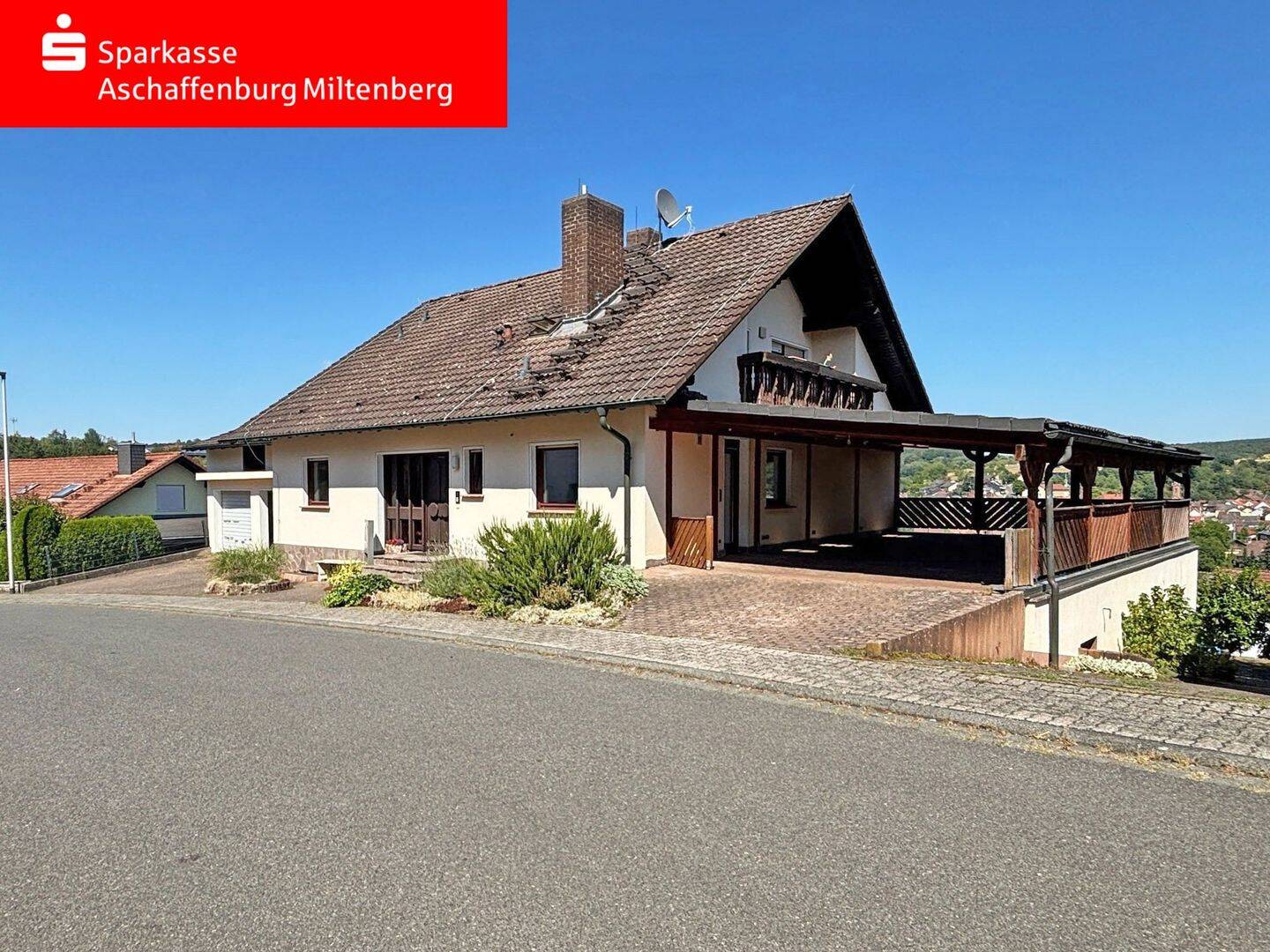 Großzügiges Wohnhaus in Hausen, 63840 Hausen