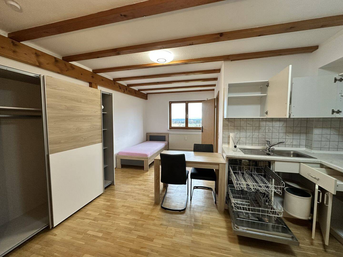Modernes 1-Zimmer-Appartement mit Glasfaser, Keller und Stellplatz – ideal zum Wohlfühlen!, 78083 Dauchingen