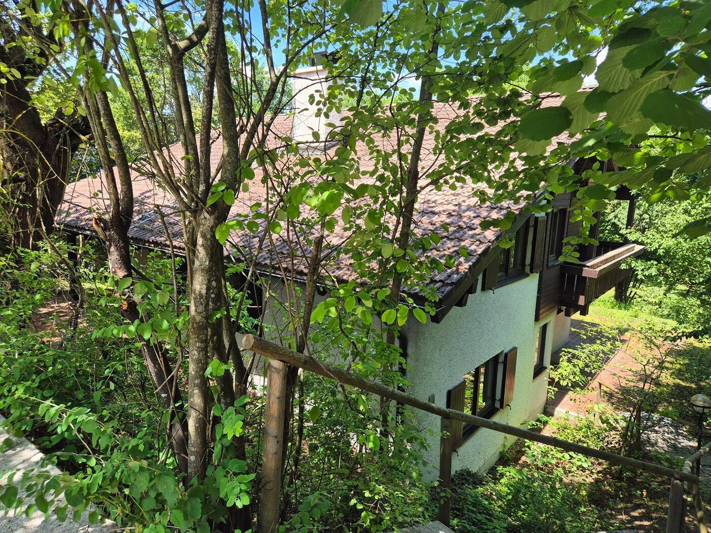 Auf dem „Brunnerfeld“ – Großzügiges Einfamilienhaus mit Einliegerwohnung in bester Wohnlage!, 84130 Dingolfing