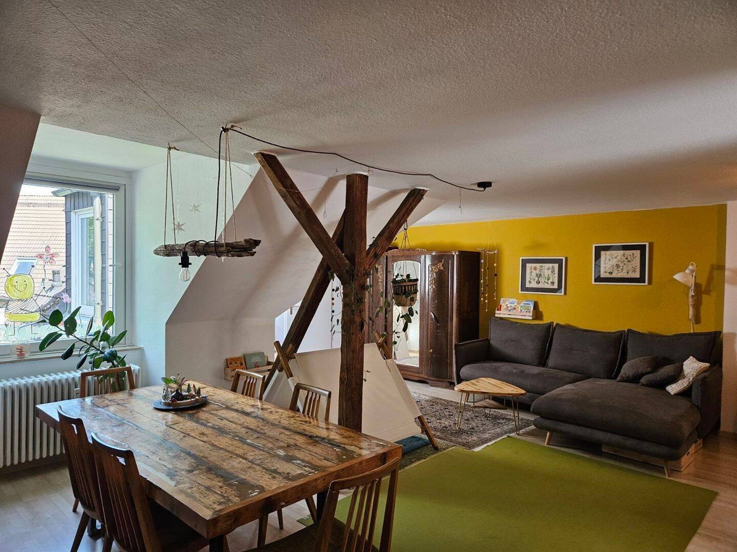 Dachgeschosswohnung im Klinikviertel – 80m2 – frei ab 01.09.2024, 44137 Dortmund (Mitte)