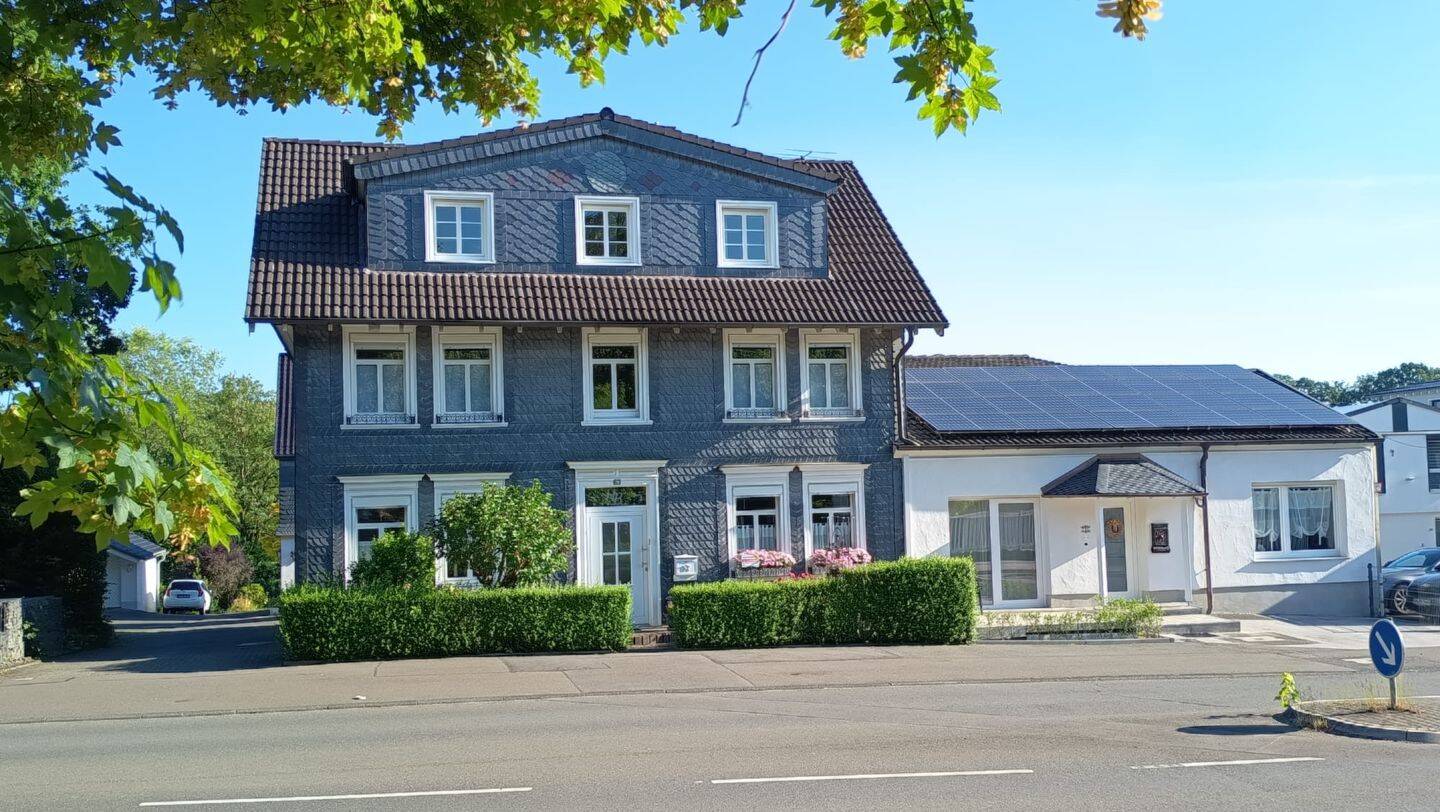 Helle, lichtdurchflutete Dachgeschosswohnung am Ortseingang von Wipperfürth, 51688 Wipperfürth