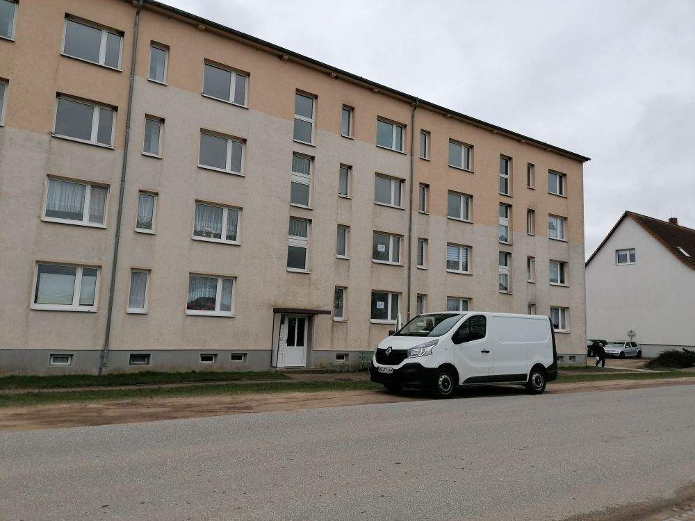 1-Raum-Wohnung mit großzügiger Küche, 17349 Lindetal