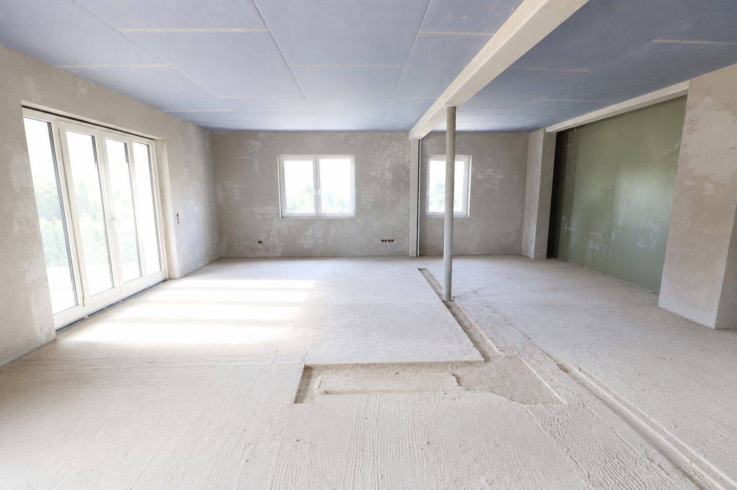 Exklusive Etagenwohnung mit ca. 209 m² Wohnfläche, zwei Loggien, Aufzug