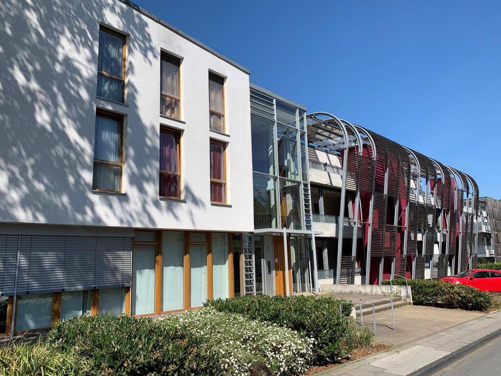 Im besten Alter eine Wohnung bei VIVAWEST – Wohnen ab 60., 45329 Essen (Altenessen-Nord Karnap Vogelheim)