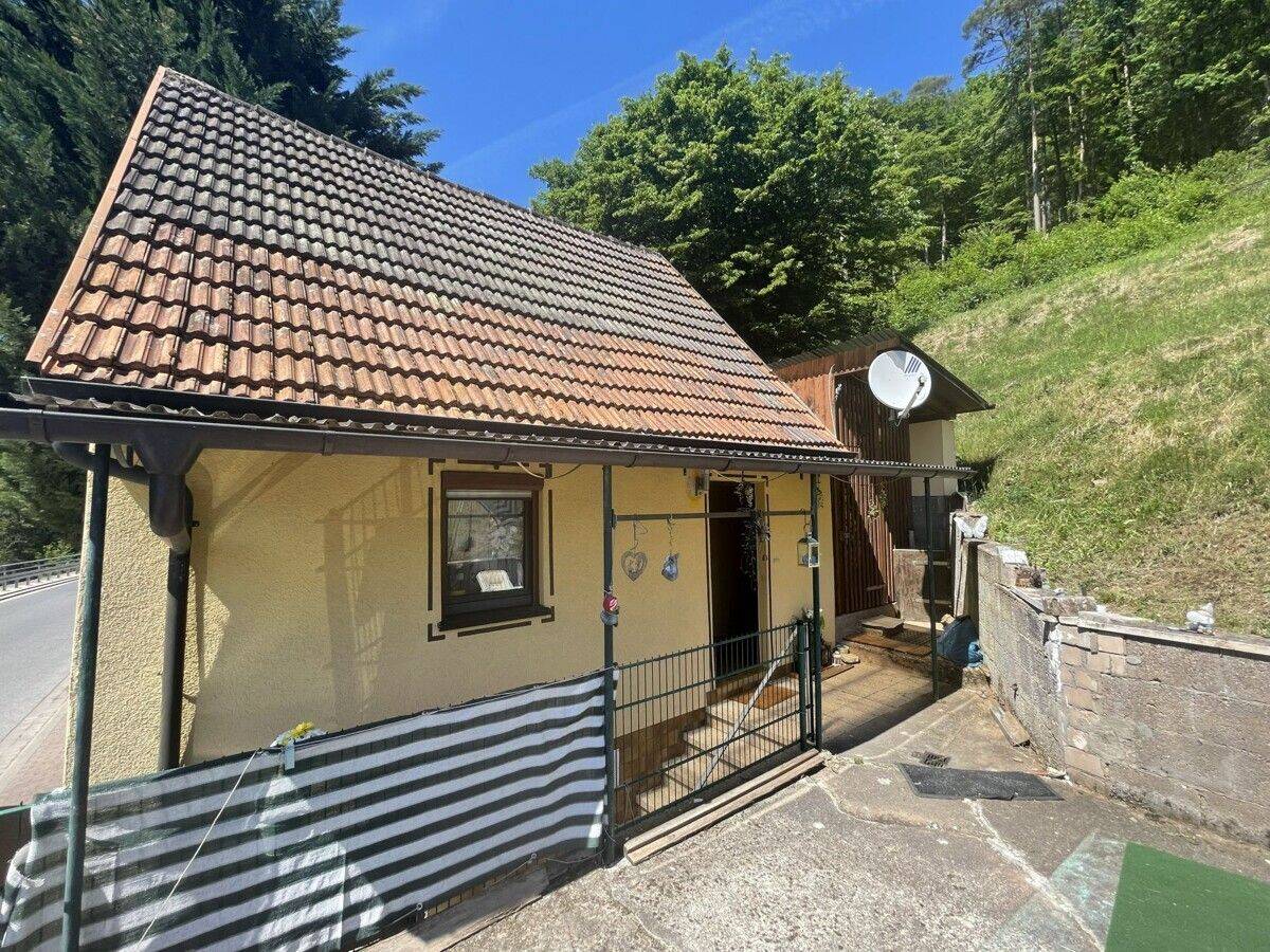Kleines Haus zum Wohlfühlen und Selbstgestalten in Windheim, 97840 Hafenlohr