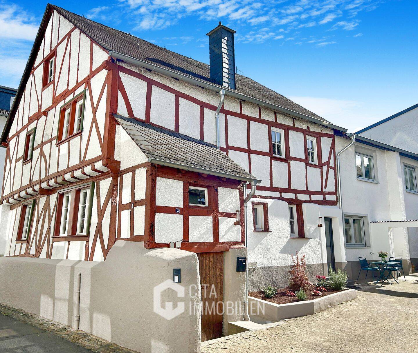 Airbnb-Investment am Rhein: 3 kernsanierte Apartments in Boppard, 56154 Boppard