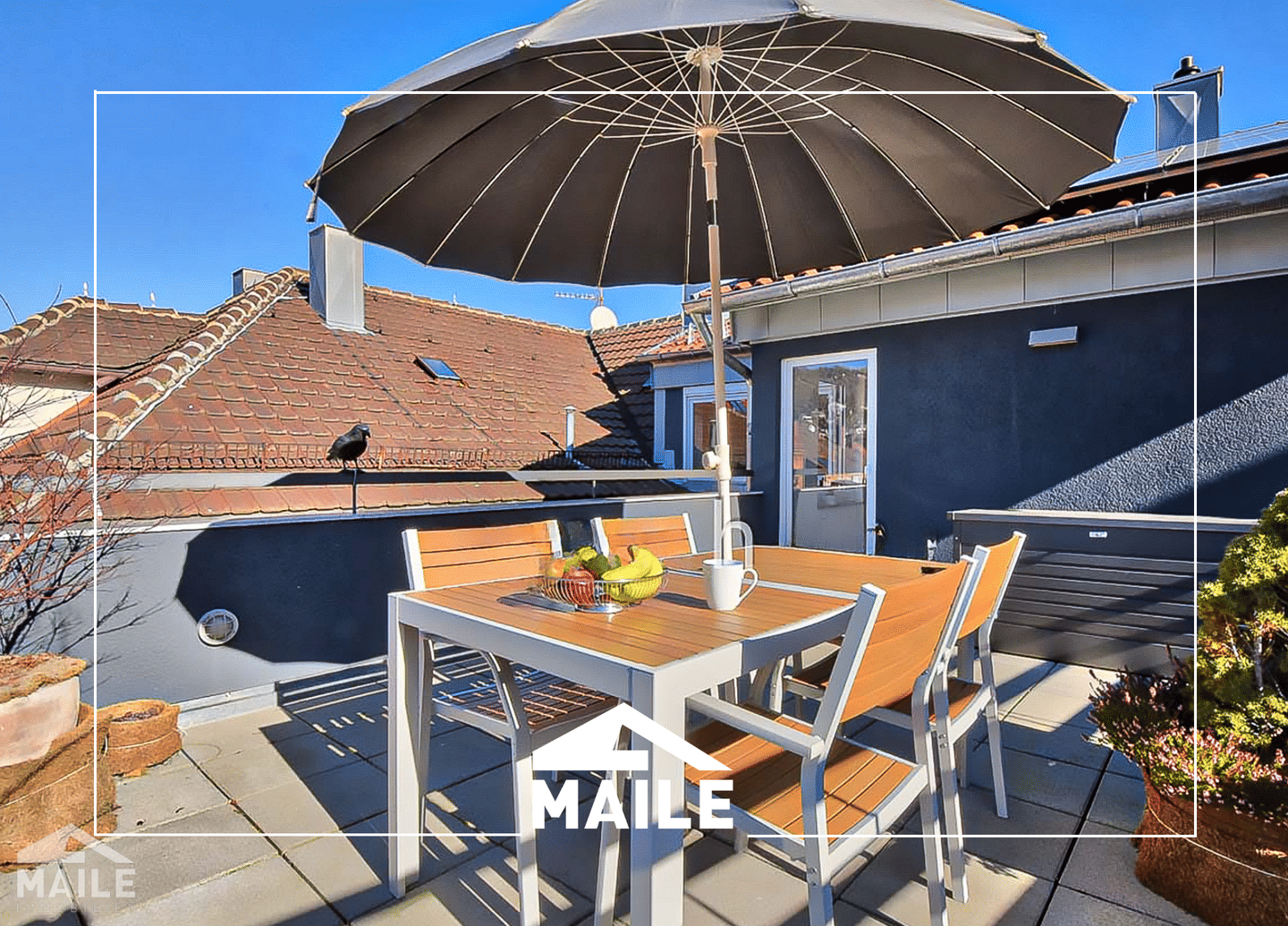 Neuwertige Maisonette-Wohnung mit großer Dachterrasse in unmittelbarer Nähe des Marienplatzes!, 70199 Stuttgart (Süd)