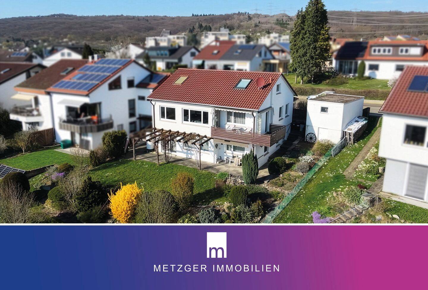Charmantes EFH in sonniger Aussichtslage mit tollem Garten, Einliegerwohnung und 2 Garagen, 73776 Altbach