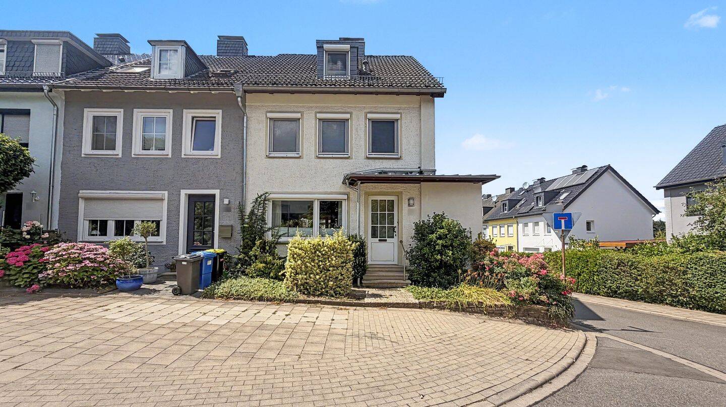 Charmantes Reihenendhaus – zeitlose Wohnqualität in begehrter Lage am Osnabrücker Westerberg, 49076 Osnabrück (Atter Westerberg Weststadt)