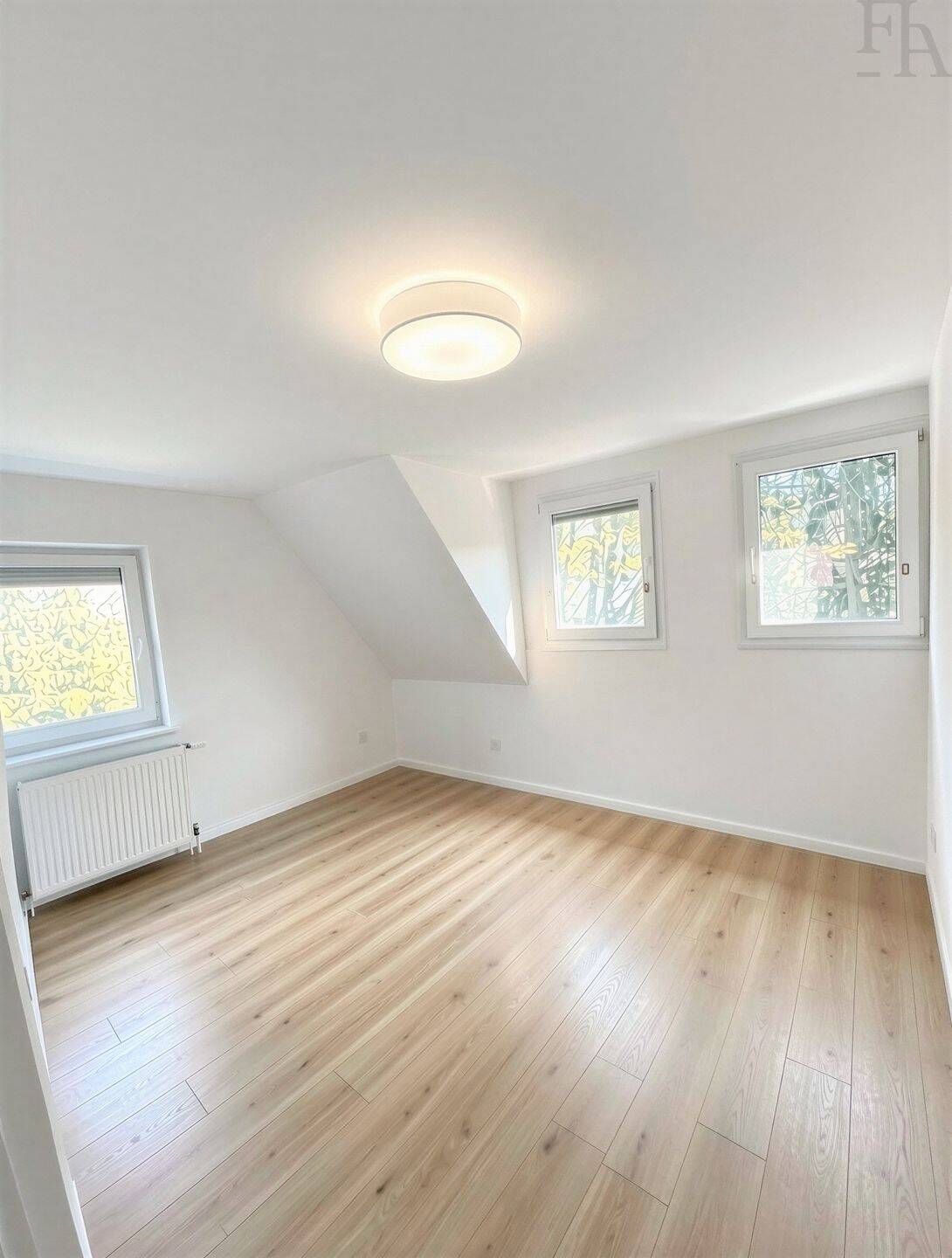 Handwerker gesucht – vermieten oder einziehen – Wohnen am Mühlenberg – Dachgeschoss 3ZKB, 59,89m², 51465 Bergisch Gladbach